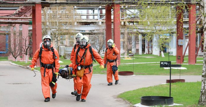 deprem egitimi ve tatbikati 696x361 1