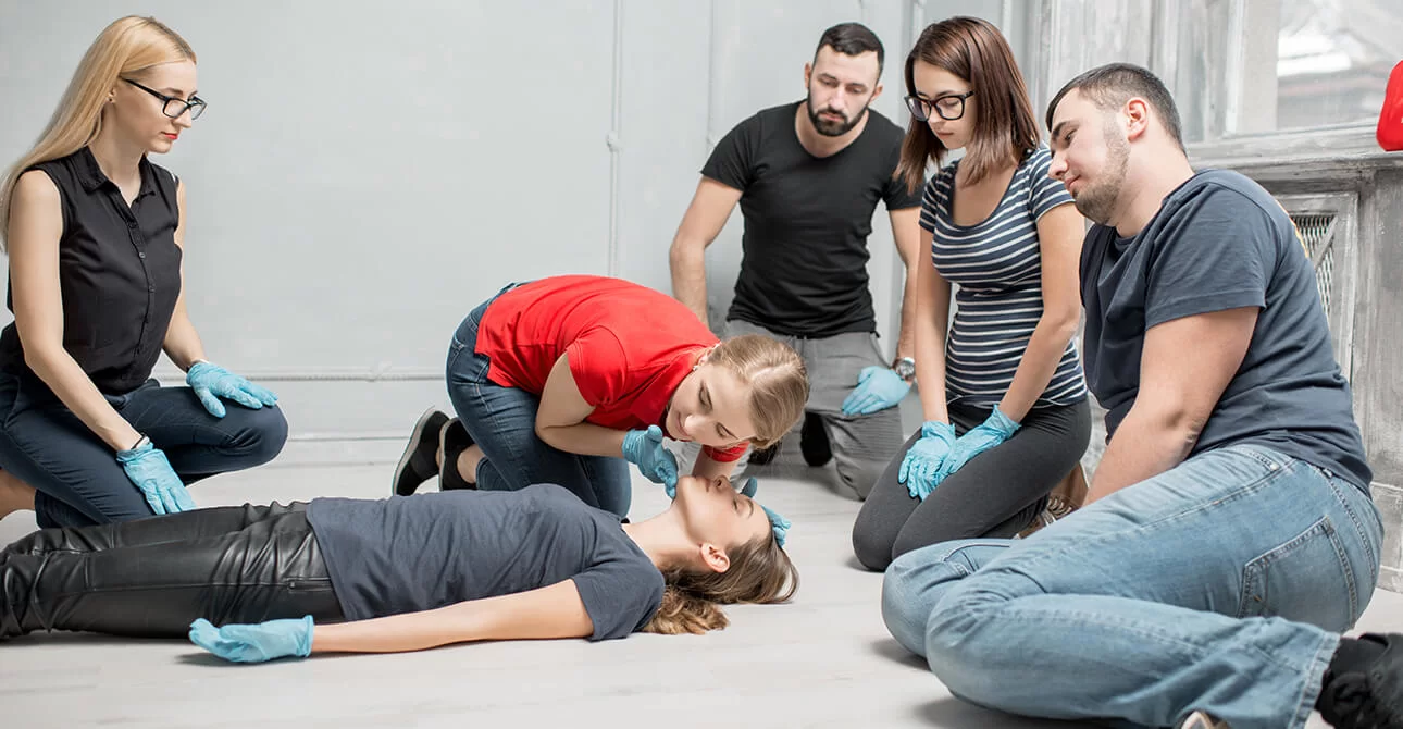 temel ilk yardim bilgilendirme semineri